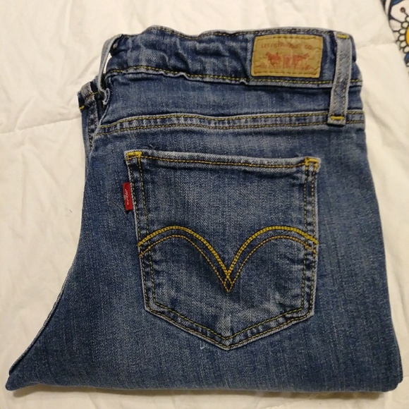 Levi's Denim - LEVI'S 518 Distressed Jeans